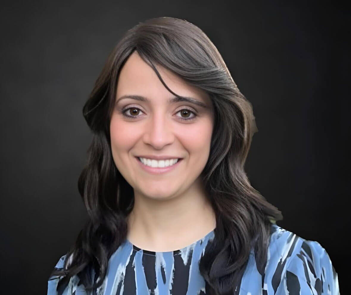 Dr. Pardis Parizad bio photo